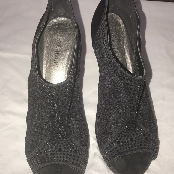 Very Cherry Black Lace and Rhinestone Heels - Picture 8 of 8